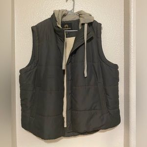 Men’s hooded vest